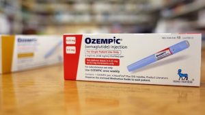 Alcol e Ozempic: un cocktail rischioso che il tuo corpo non dimenticherà